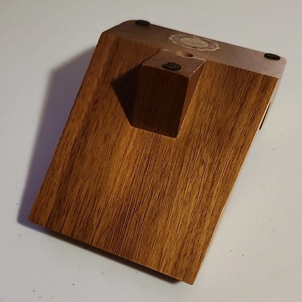 VINTAGE  DECATUR INDUSTRIES INC. GENUINE  WALNUT DECO DOUBLE SMOKING PIPE STAND - Picture 7 of 7